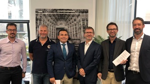 Alberto Rodríguez López (Project Manager Spain Enertrag), Roland Bettscheider (Business Development TeXla Renovables), Miguel Montero Bueno (Managing Director TeXla Renovables), Dr. Gunar Hering (COO Enertrag), Dr. Tobias Bischof-Niemz (Head of Division New Energy Solutions Enertrag) and Aram Sander (Head of International Business Development Enertrag) (from left to right) ENERTRAG TeXla Energías Renovables 2