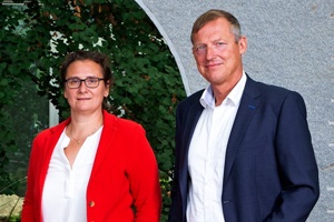 New double leadership for Fraunhofer IWES: Dr.-Ing. Sylvia Schattauer and Prof. Andreas Reuter Dr. Ing. Sylvia Schattauer and Prof. Andreas Reuter