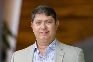Black & Veatch Selects Mario Azar as New Chairman and CEO Mario Azar 300 200