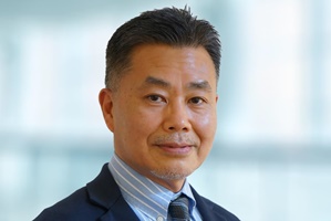 Yoshinori Okahara is based in RCG’s Tokyo office Yoshinori Okahara