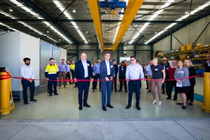 Managing Director Flender Australia Kareem Emara, Flender President Customer Service Andreas Reddemann and Service Engineering and Project Manager Gabrielle Khater (from left) cutting the ribbon at the opening ceremony. Flender Australia