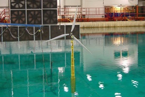 Testing of the Hywind concept at SINTEF in 2005. (Photo: Peder Songedal/Equinor) hywind test 2005